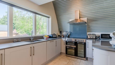 Kitchen, Ledge View, Bolthole Retreats
