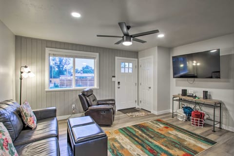 Clifton Vacation Rental | 3BR | 1BA | 2 Steps to Enter | 960 Sq Ft