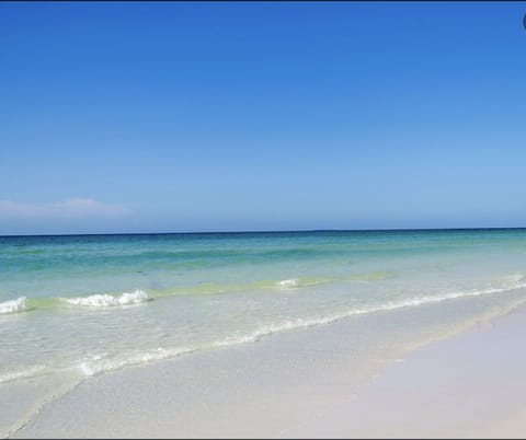 Beach nearby, sun loungers, beach towels