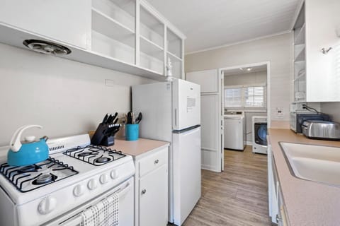 7-web-or-mls-118-emerald-ave