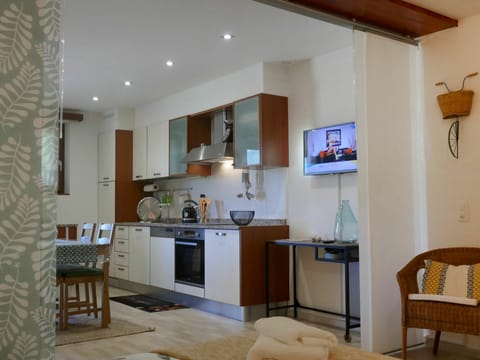 Furniture, Cabinetry, Property, Table, Countertop, Azure, Chair, Wood, Home Appliance, Interior Design