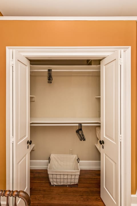 Full sized closet and hangers!