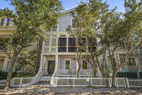 WELCOME TO ON THE LAWN IN SEASIDE, FLORIDA, NEW CONSTRUCTION!