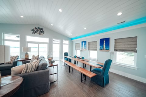 Dining area located on the third floor