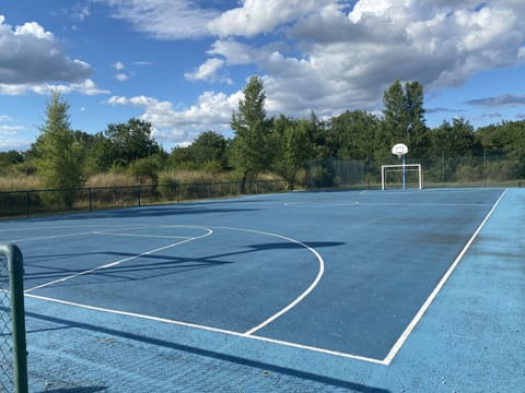 Sport court