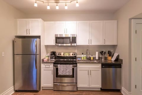 "We enjoyed our stay a great deal. The apartment was conveniently located to everything we wanted access to. Plus, the cafe downstairs was perfect for coffee and a quick breakfast to start the day. Canât wait to visit again." -Chadman, 5 Star Review