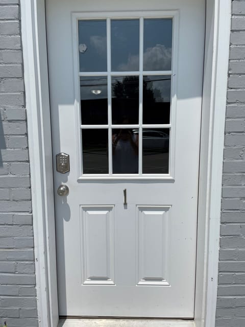 Suite 1 with keypad for entry