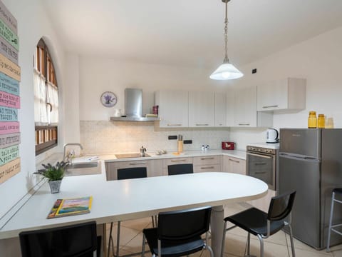 Sky, Cloud, Food, Plant, Tableware, Table, Window, Mountain, Fruit, Wood