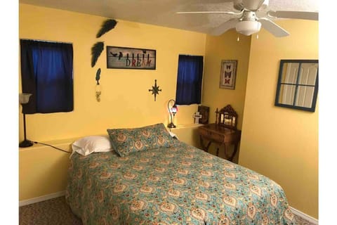 2 bedrooms, iron/ironing board, travel crib, free WiFi