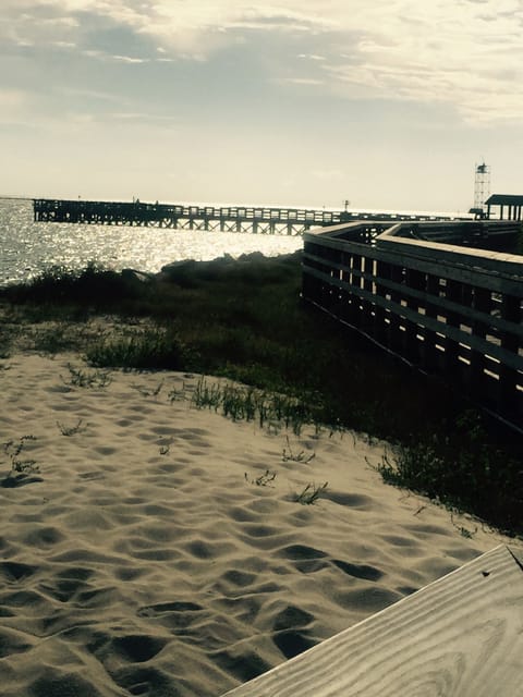 Beach nearby, sun loungers, beach towels