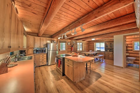 Fully Equipped Kitchen | Cooking Basics | Complimentary Spices