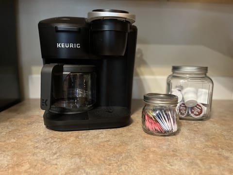 Regular coffee maker, Keurig and French Press