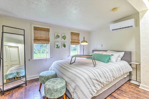 1 bedroom, iron/ironing board, travel crib, free internet