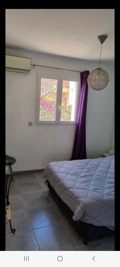 3 bedrooms, iron/ironing board, travel crib, free WiFi