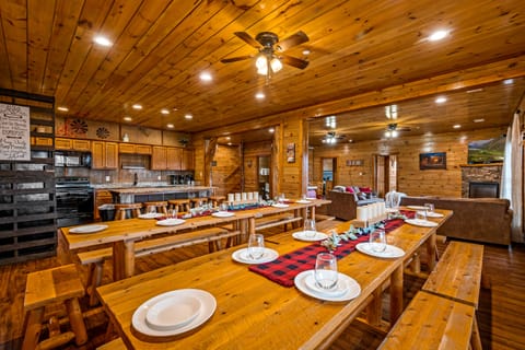Plenty of seating to eat and enjoy the cabin!