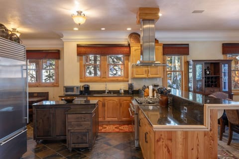 Large fully equipped kitchen