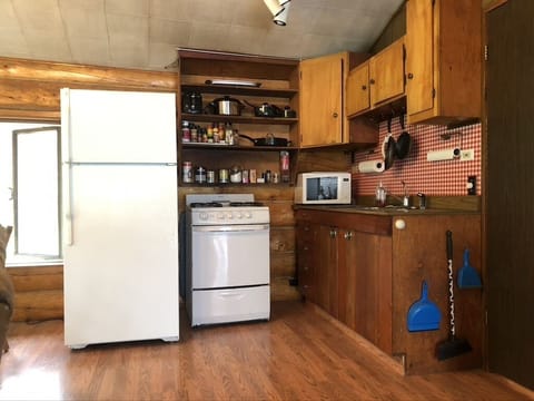 Kitchen has it all except a dishwasher.