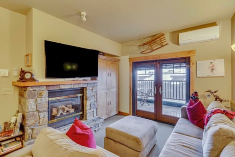 Whitefish Vacation Rental | 2BR | 1BA | 770 Sq Ft | 2nd-Floor Unit | Elevator