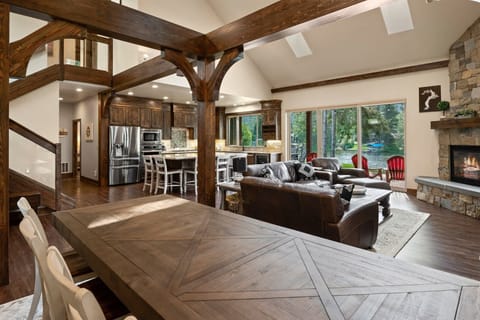 Exceptional Waterfront Family Home.