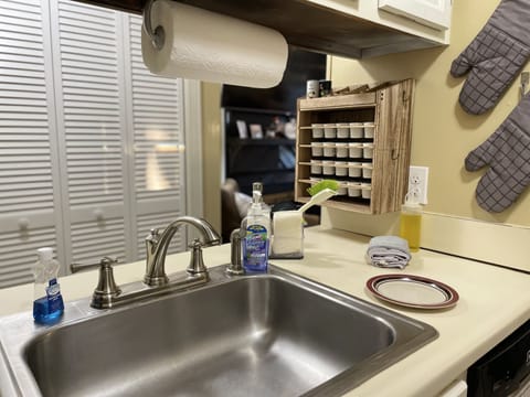 A roomy sink and dishwasher for tidying up a little or a lot.