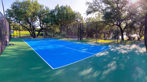 Sport court