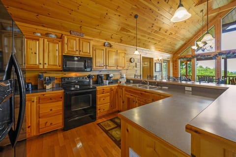 Fully utensil, appliance stocked kitchen