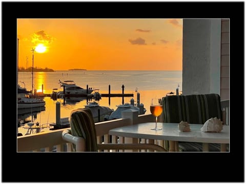 Your front row seat to SUNSETS