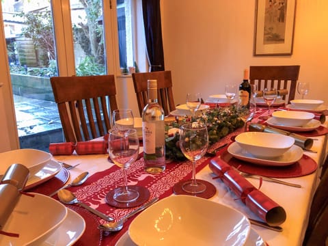 Festive decorations at Christmas time | Church View Cottage and Barn, Hatherleigh, near Okehampton