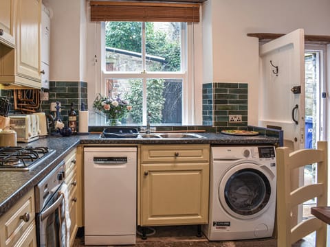 Kitchen/diner | Kings Cottage, Giggleswick, near Settle