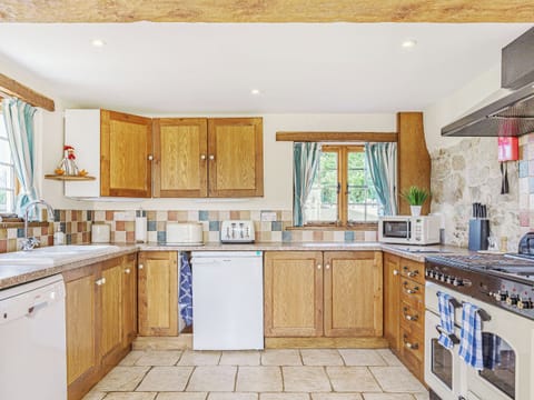 Kitchen | Brooklands, St Columb Major