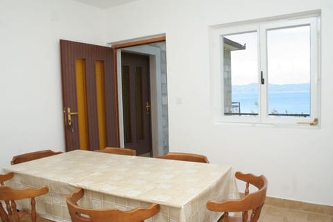 Dining room 1