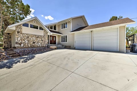 Cedar City Vacation Rental | 7BR | 4.5BA | 3 Stories | 4,700 Sq Ft