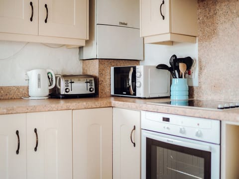 Kitchen | The Old Forge - Celtic Haven Resort, Lydstep, near Tenby