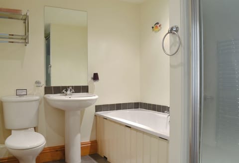 Bathroom | Biskey Howe Cottage, Bowness on Windermere