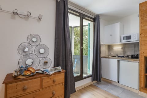 Open plan and kitchenette