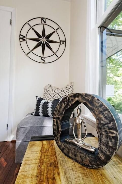 Extra seating positioned in the corner of the living room.