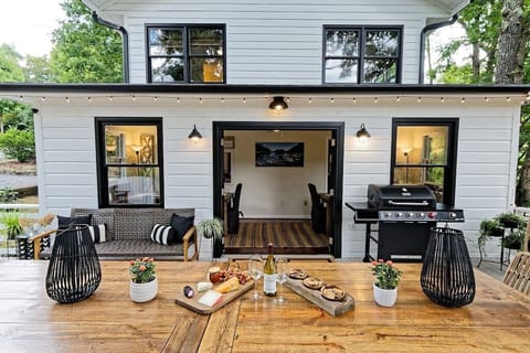 Back patio overlooking the lake
