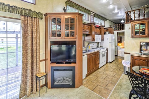 Living Room | Free WiFi