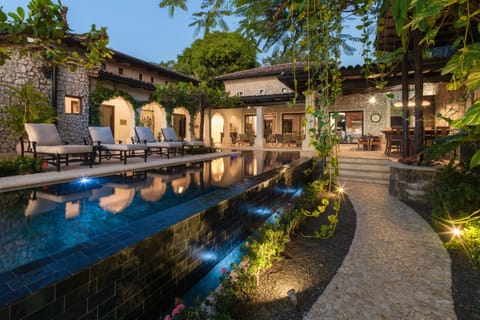 Indoor pool, an infinity pool