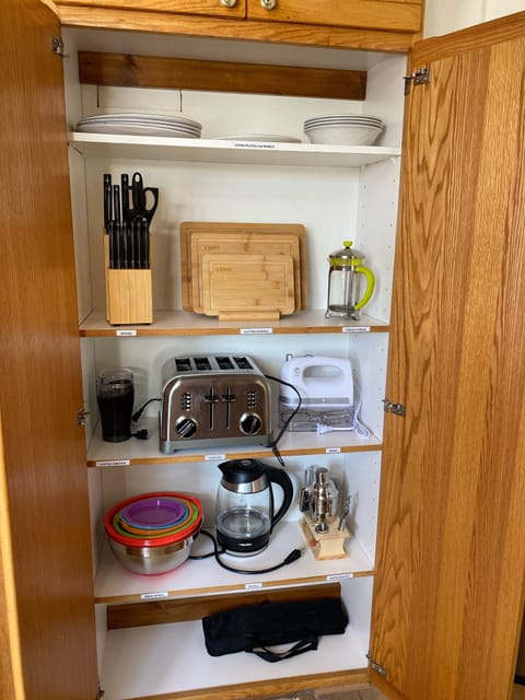 Fully stocked kitchen for you convenience. No shortage of supplies here!