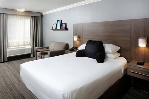 Comfortable Queen size bed!