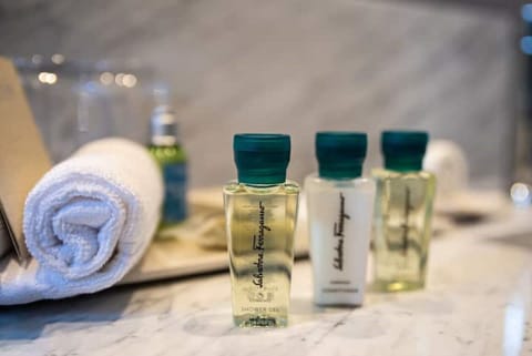 Bathroom amenities