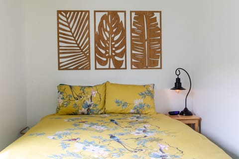 Bedroom Queen Bed