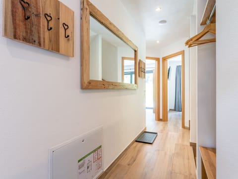 Entrance / Reception