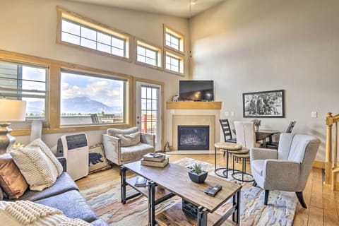 Dillon Vacation Rental | 2BR | 2BA | 2 Floors | | 1,200 Sq Ft | Elevator Access