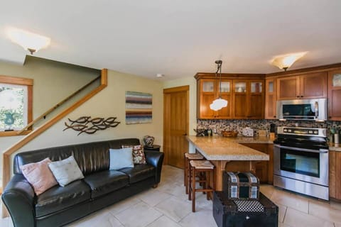 Kitchen / Living Room