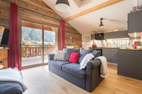 Living area with Smart TV