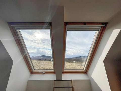 Twin bedroom | Hirta Cottage, Staffin, near Portree