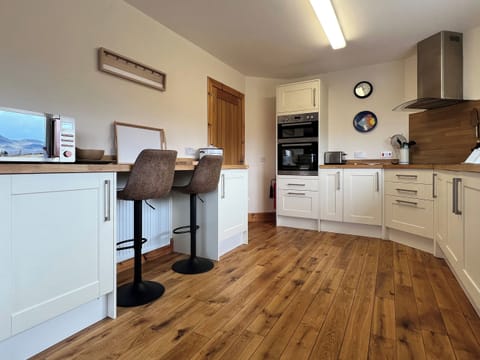 Kitchen area | Hirta Cottage, Staffin, near Portree