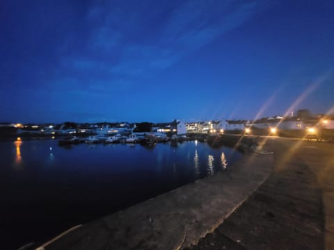 Surrounding area | Ashley Cottage, Bowmore